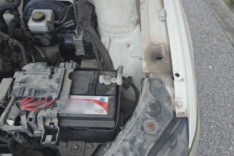 Used Volkswagen Lavida 2017 1.6L Automatic Comfort Edition Engine Bay Left