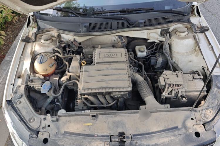 Used Volkswagen Lavida 2017 1.6L Manual Comfort Edition Engine Bay