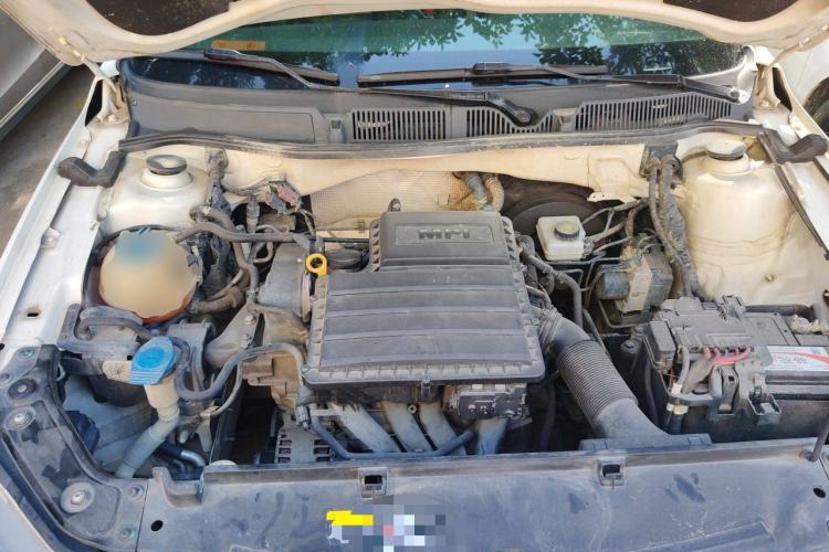 Used Volkswagen Lavida 2017 1.6L Manual Fashion Edition Engine Bay