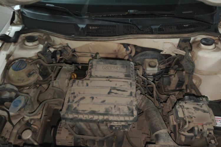 Used Volkswagen Lavida 2017 1.6L Manual Comfort Edition Engine Bay