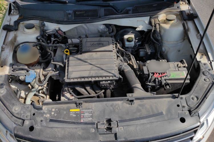 Used Volkswagen Lavida 2017 1.6L Automatic Comfort Edition Engine Bay
