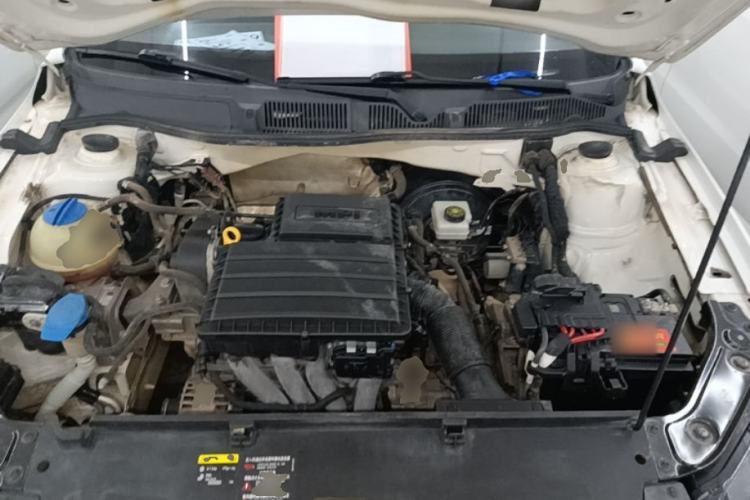 Used Volkswagen Lavida 2017 1.6L Automatic Fashion Edition Engine Bay