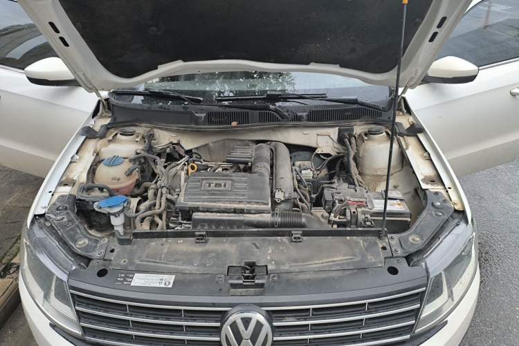 Used Volkswagen Lavida 2017 230TSI DSG Comfort Edition Engine Bay
