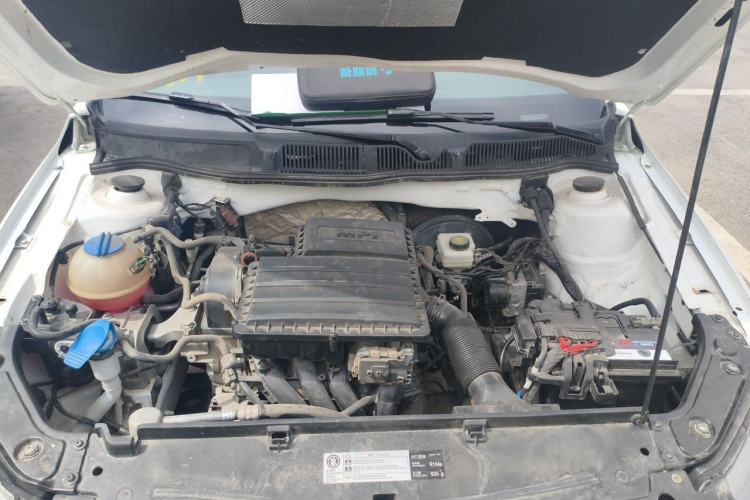 Used Volkswagen Lavida 2017 1.6L Manual Comfort Edition Engine Bay