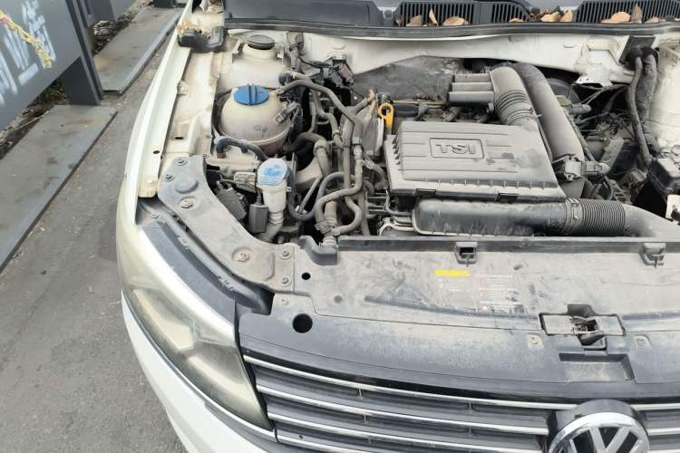 Used Volkswagen Lavida 2017 230TSI DSG Comfort Edition Engine Bay Right