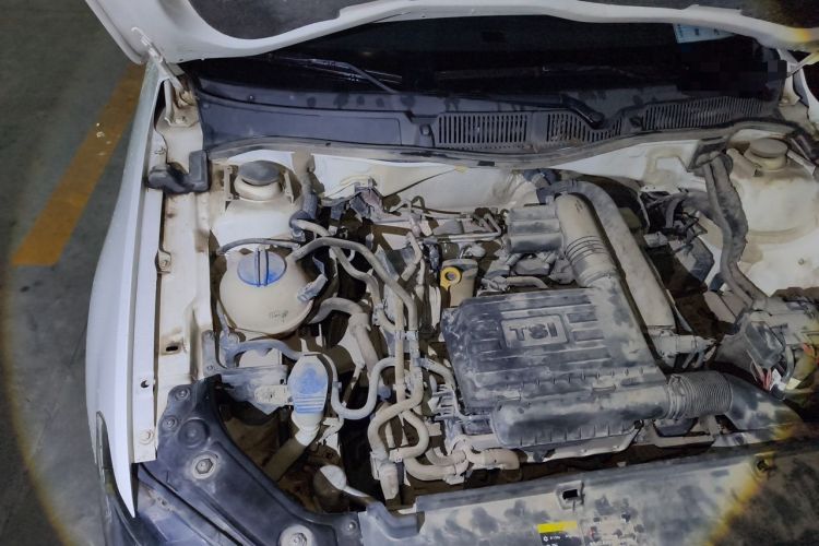 Used Volkswagen Lavida 2017 230TSI DSG Comfort Edition Engine Bay Right