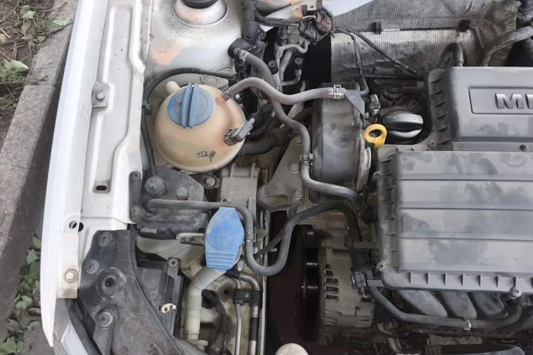 Used Volkswagen Lavida 2017 1.6L Automatic Fashion Edition Engine Bay Right