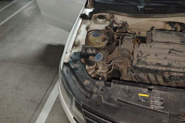 Used Volkswagen Lavida 2017 1.6L Manual Comfort Edition Engine Bay Right