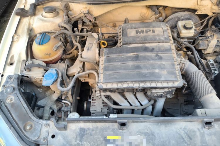 Used Volkswagen Lavida 2017 1.6L Automatic Comfort Edition Engine Bay Right