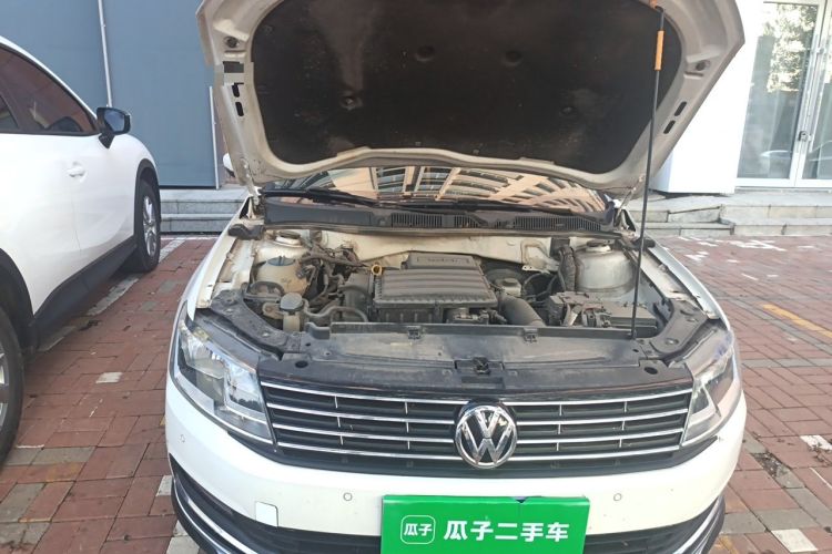 Used Volkswagen Lavida 2017 1.6L Automatic Comfort Edition Engine Bay Right