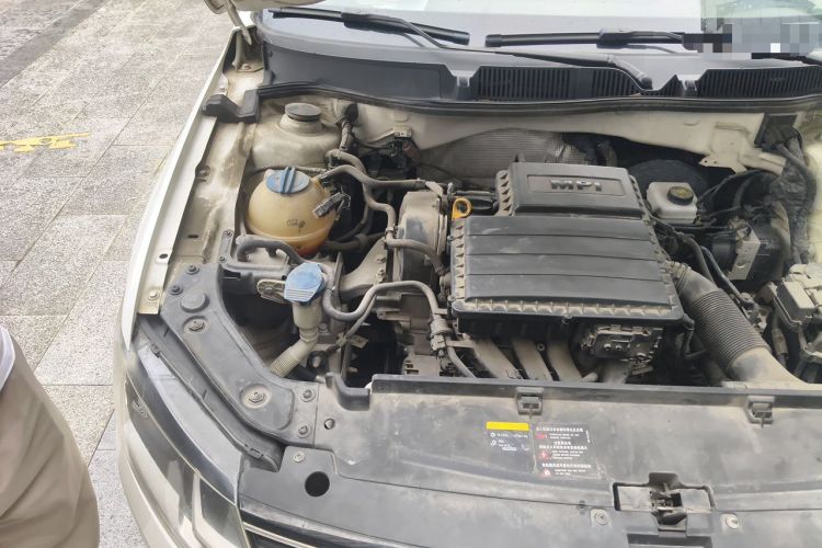 Used Volkswagen Lavida 2017 1.6L Automatic Comfort Edition Engine Bay Right