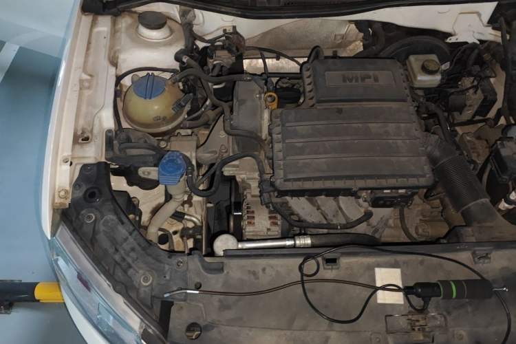 Used Volkswagen Lavida 2017 1.6L Automatic Comfort Edition Engine Bay Right