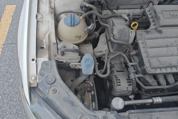 Used Volkswagen Lavida 2017 1.6L Automatic Comfort Edition Engine Bay Right