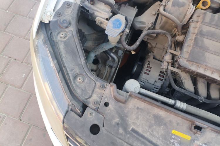 Used Volkswagen Lavida 2017 1.6L Automatic Comfort Edition Engine Bay Right