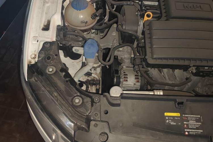 Used Volkswagen Lavida 2017 1.6L Automatic Comfort Edition Engine Bay Right