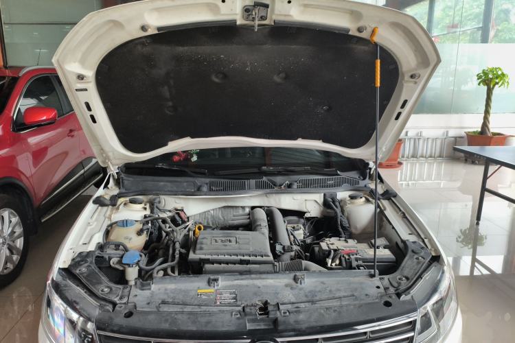 Used Volkswagen Lavida 2017 230TSI DSG Comfort Edition Engine Bay