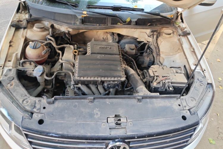 Used Volkswagen Lavida 2017 1.6L Automatic Comfort Edition Engine Bay