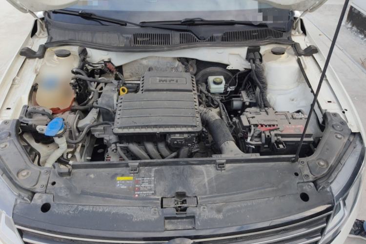 Used Volkswagen Lavida 2017 1.6L Automatic Fashion Edition Engine Bay