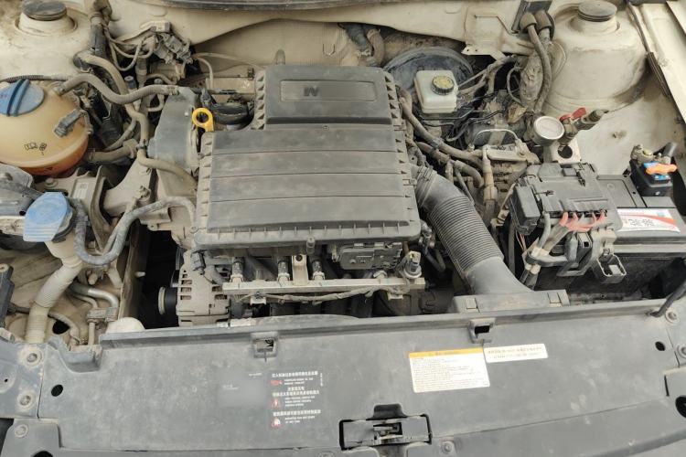 Used Volkswagen Lavida  Engine Bay