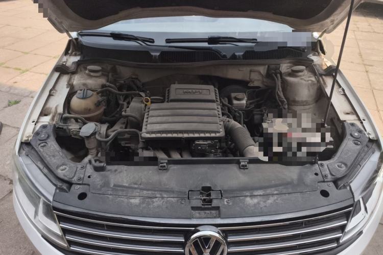 Used Volkswagen Lavida 2017 1.6L Manual Comfort Edition Engine Bay