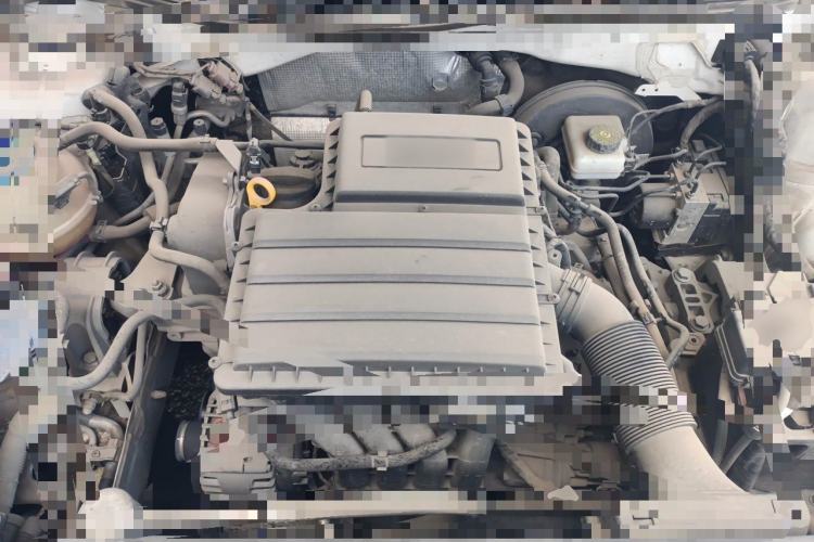 Used Volkswagen Lavida 2017 1.6L Automatic Fashion Edition Engine Bay