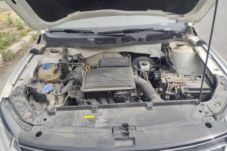 Used Volkswagen Lavida 2017 1.6L Manual Comfort Edition Engine Bay
