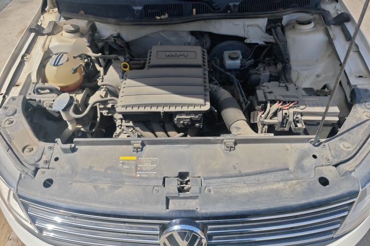 Used Volkswagen Lavida 2017 1.6L Automatic Fashion Edition Engine Bay
