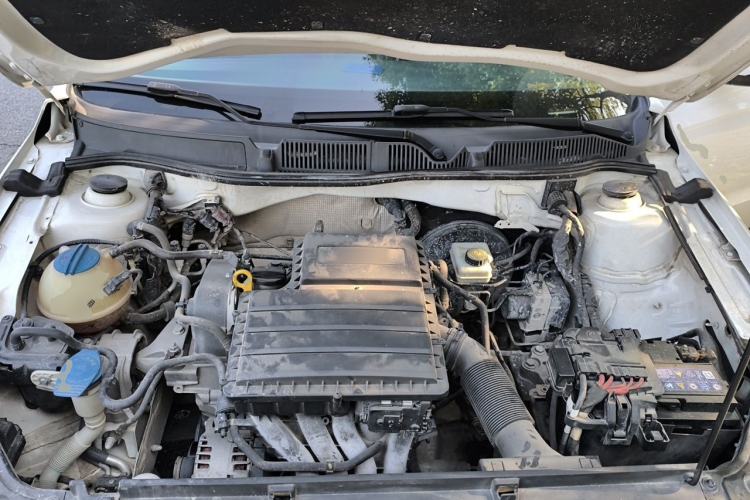 Used Volkswagen Lavida 2017 1.6L Manual Comfort Edition Engine Bay