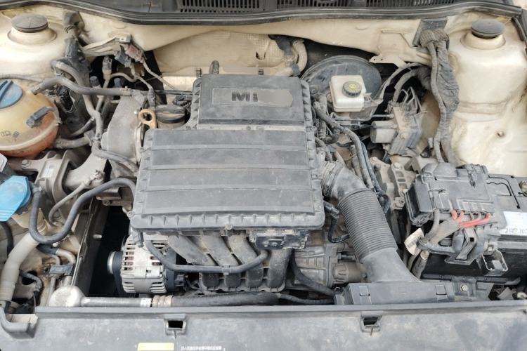 Used Volkswagen Lavida 2017 1.6L Automatic Fashion Edition Engine Bay