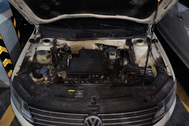 Used Volkswagen Lavida 2017 1.6L Automatic Comfort Edition Engine Bay