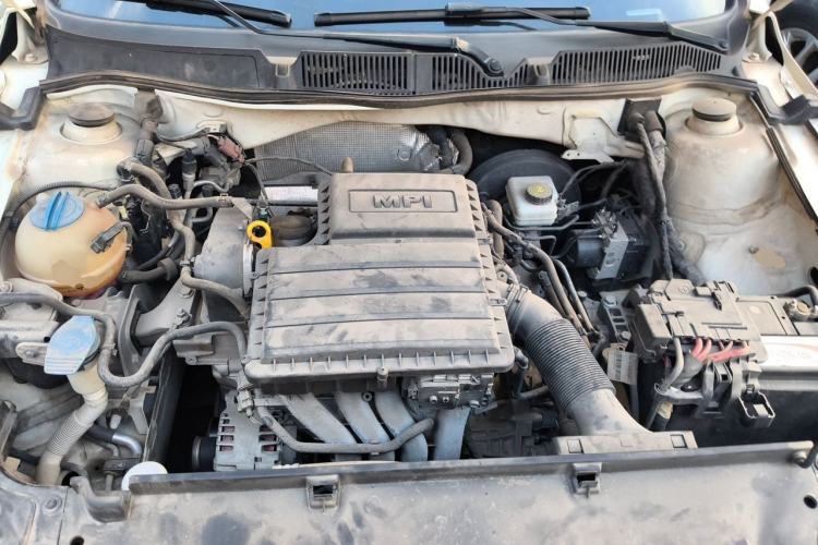 Used Volkswagen Lavida 2017 1.6L Automatic Comfort Edition Engine Bay