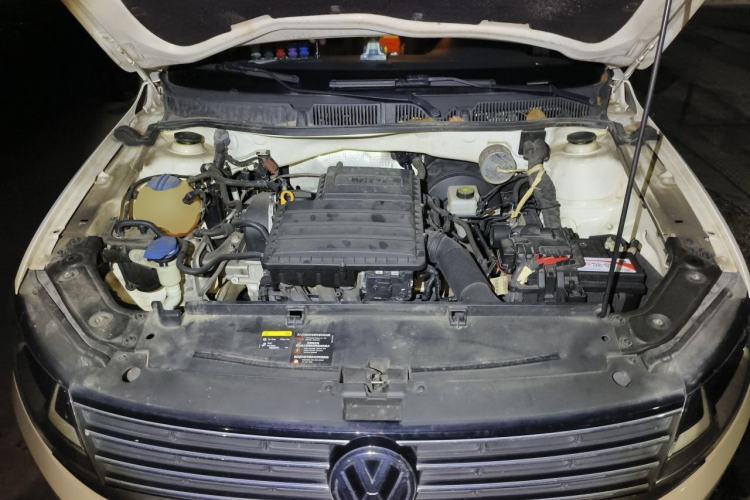 Used Volkswagen Lavida 2017 1.6L Automatic Fashion Edition Engine Bay