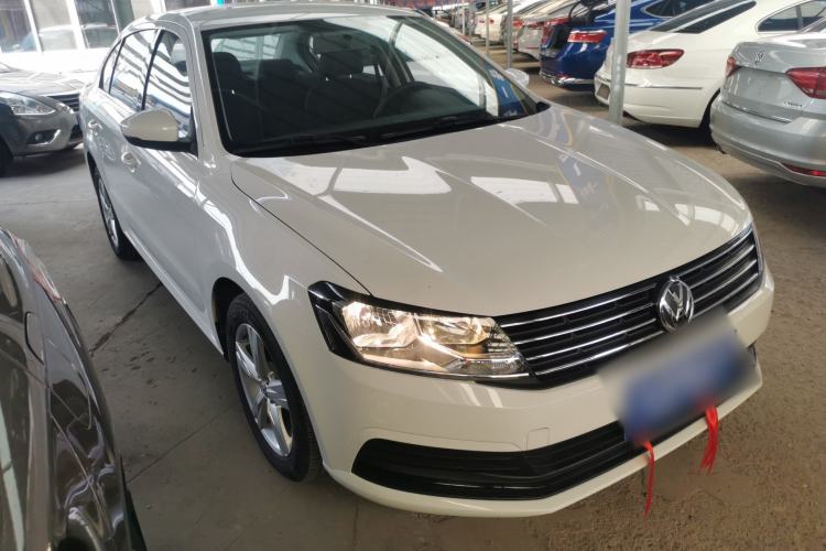 Used Volkswagen Lavida 2017 1.6L Manual Fashion Edition Exterior 1
