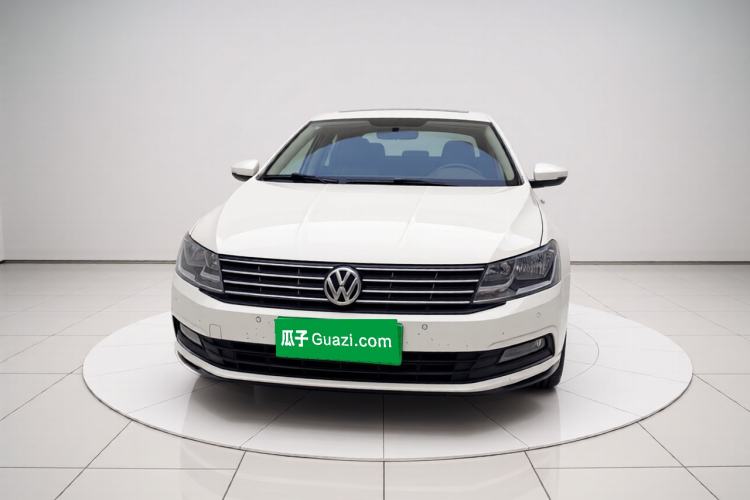 Used Volkswagen Lavida 2017 1.6L Manual Comfort Edition Exterior 1
