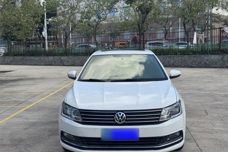 Used Volkswagen Lavida 2017 1.6L Automatic Comfort Edition Exterior 1