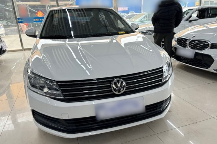 Used Volkswagen Lavida 2017 1.6L Automatic Fashion Edition Exterior 1