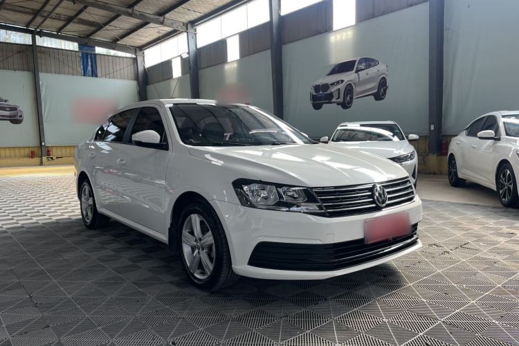 Used Volkswagen Lavida 2017 1.6L Automatic Fashion Edition Exterior 2