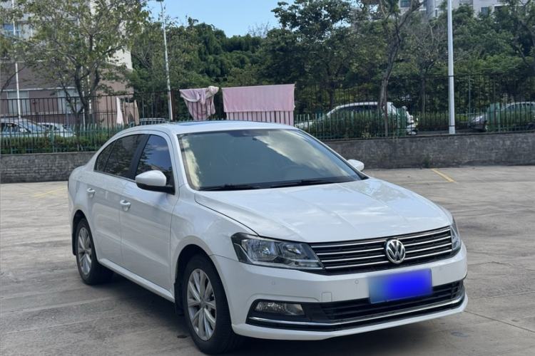 Used Volkswagen Lavida 2017 1.6L Automatic Comfort Edition Exterior 2