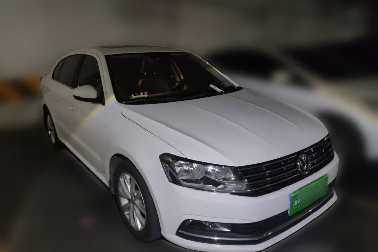 Used Volkswagen Lavida 2017 1.6L Automatic Comfort Edition Exterior 2