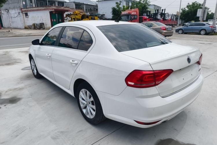 Used Volkswagen Lavida 2017 1.6L Automatic Comfort Edition Exterior 2