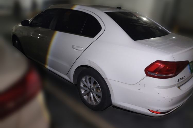 Used Volkswagen Lavida 2017 1.6L Automatic Comfort Edition Exterior 3