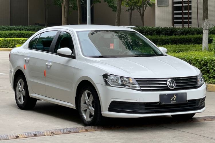 Used Volkswagen Lavida 2017 1.6L Automatic Fashion Edition Exterior 3