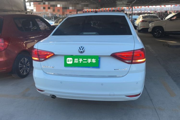 Used Volkswagen Lavida 2017 1.6L Automatic Comfort Edition Exterior 4