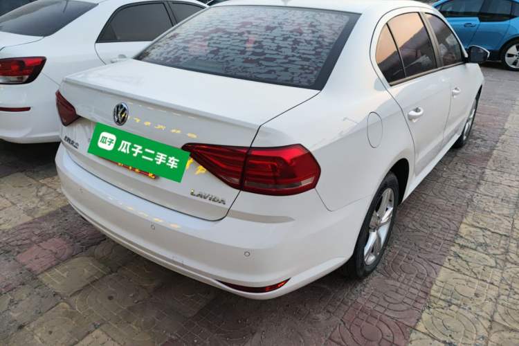 Used Volkswagen Lavida 2017 1.6L Automatic Fashion Edition Exterior 5