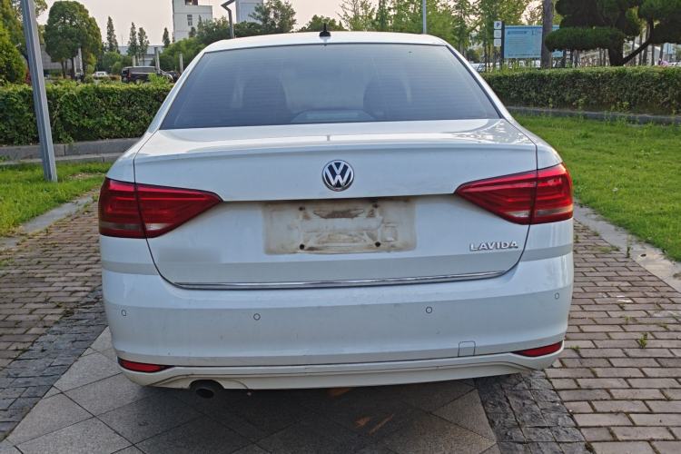 Used Volkswagen Lavida 2017 1.6L Automatic Comfort Edition Exterior 5
