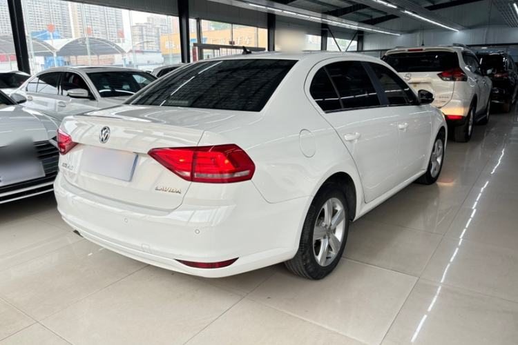 Used Volkswagen Lavida 2017 1.6L Automatic Fashion Edition Exterior 5