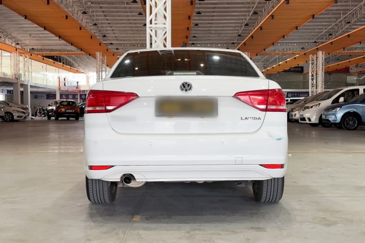 Used Volkswagen Lavida 2017 1.6L Automatic Fashion Edition Exterior 5