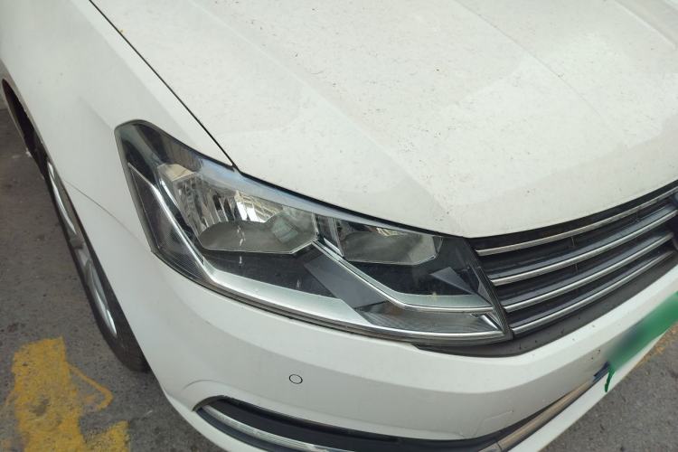Used Volkswagen Lavida 2017 1.6L Automatic Comfort Edition Exterior 6