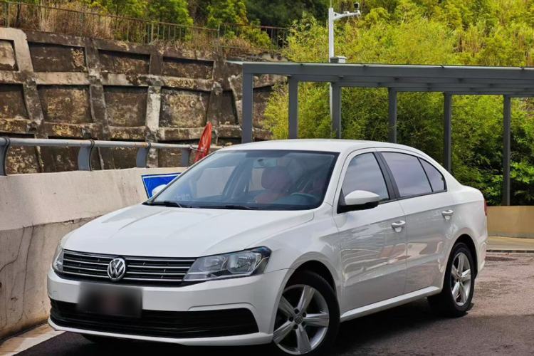 Used Volkswagen Lavida 2017 1.6L Automatic Fashion Edition Exterior 8