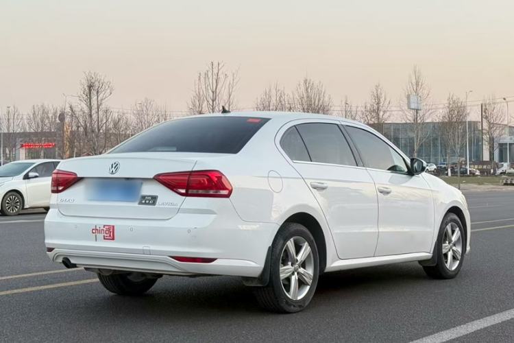 Used Volkswagen Lavida 2017 1.6L Automatic Fashion Edition Exterior 9